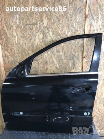Предна лява странична врата черен цвят за Mercedes ML W164 (2006-2011) 25829