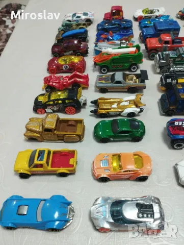 колички хот уилс 64 броя, снимка 9 - Коли, камиони, мотори, писти - 48707324
