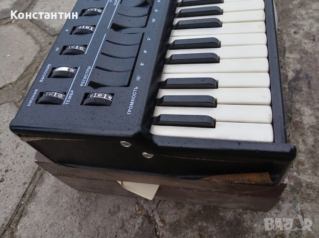 Винтидж съветски синтезатор Faemi-M (Фаэми-М) – Рядък колекционерски модел, снимка 13 - Антикварни и старинни предмети - 53950132