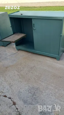 Индустриални винтидж метални шкафове , снимка 8 - Шкафове - 56080347