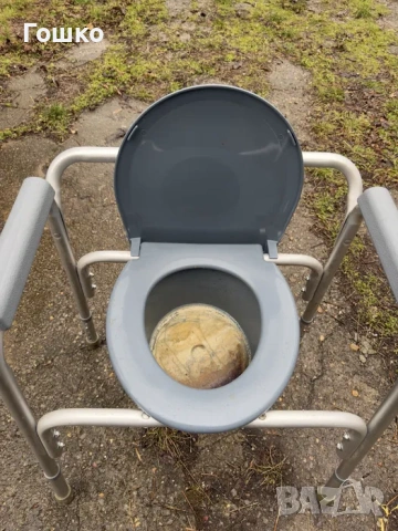 Тоалетен инвалиден стол, снимка 2 - Тоалетни столове - 53311334
