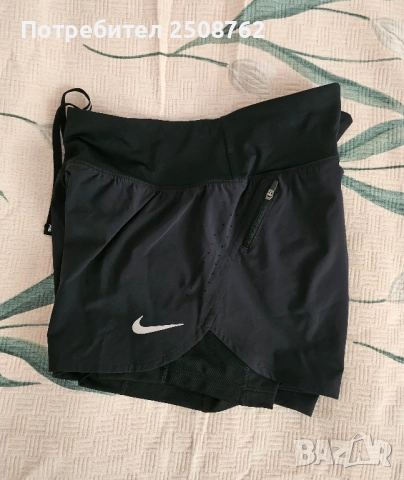 Къси панталонки с клин Nike Dri-Fit , снимка 4 - Къси панталони и бермуди - 51784641