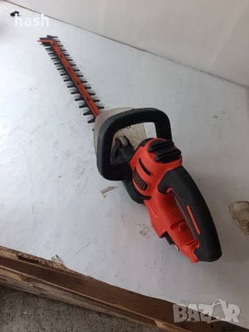 Електрически храсторез Black & Decker BEHTS501, 600w, 60 см, 25 мм, снимка 2 - Други инструменти - 50684364