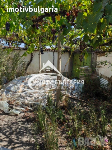 Продава се прекрасен имот в с. Старосел, обл. Пловдив, снимка 11 - Къщи - 51564283