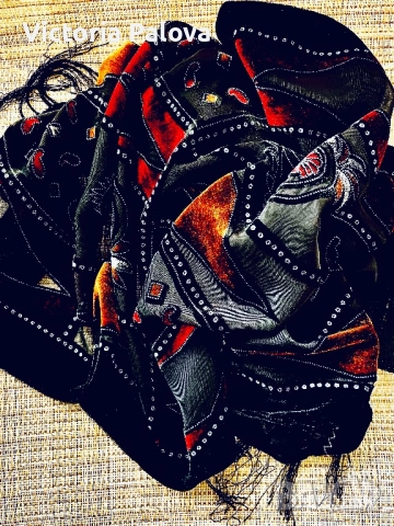 Луксозен дизайнерски шал от коприна и кадифена вискоза - истинско бижу, снимка 12 - Шалове - 52720150