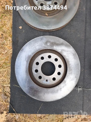 Дискове с апарати Audi A4 B6/B7, снимка 2 - Части - 51346399