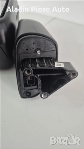 Десен огледало Jeep Rubicon 8-пинов щепсел , снимка 3 - Аксесоари и консумативи - 53945023