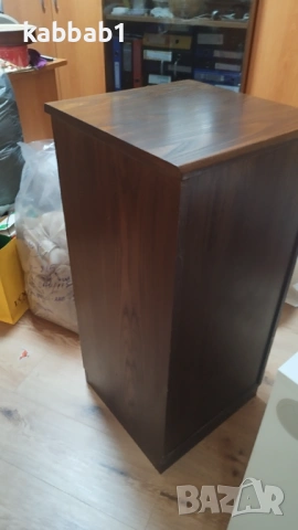 Шкаф витрина цвят палисандър - орех 42/44/височина 91см, снимка 8 - Шкафове - 53038578