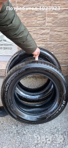 летни гуми Dunlop и Kumho 215/60/15, снимка 2 - Гуми и джанти - 54097872