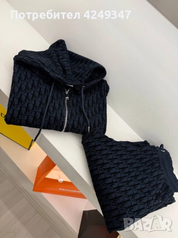 Екип Dior, снимка 2 - Спортни екипи - 52948527