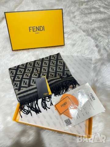 шал в  кутия gucci emporio armani fendi , снимка 12 - Шалове - 50746826