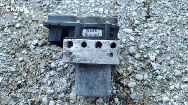 АBS модул АБС помпа за BMW E60 E61 от БМВ е60 530xd и др. / 0 265 236 024 / 0 265 950 668, снимка 4 - Части - 36836126