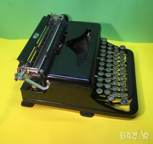 Винтидж пишеща машина Royal Portable  Латиница Модел O 1934 г. Работеща !, снимка 3 - Антикварни и старинни предмети - 48035393