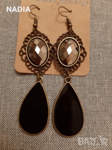 Елегантни обици обеци