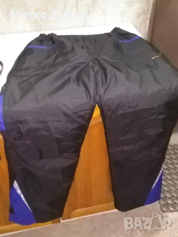 Работен панталон нов марков топъл отгоре додолу 113см и в ханша 47см размер Л-ХЛ