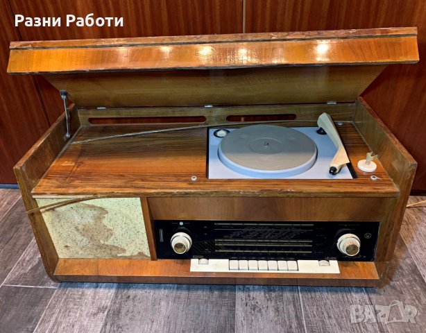 Радиограмофон Акорд 10, снимка 1 - Антикварни и старинни предмети - 42641994