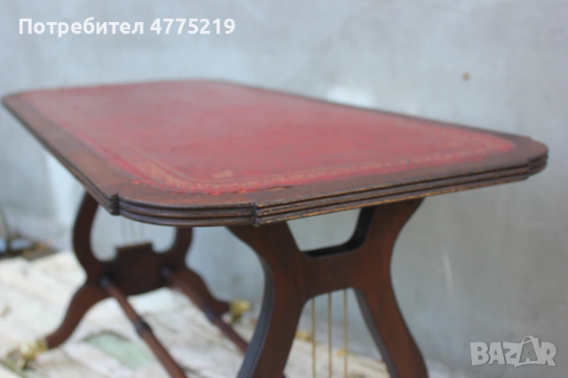 Стилна маса с кожен плот и месингови колелца- лира дизайн, махагон, снимка 7 - Маси - 53948807