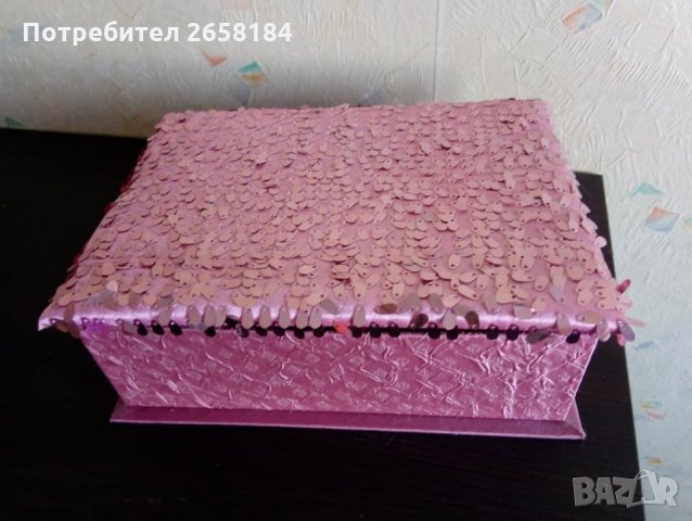 Луксозни кутии за бижута, сатен и пайети, в розово, поотделно, снимка 8 - Подаръци за жени - 31611151