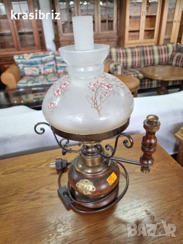 Лампа-Стъкло....Дърво /Орех /-внос от Германия!