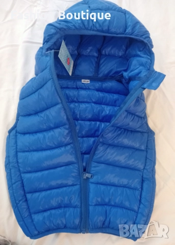 Детски син елек с качулка, снимка 3 - Детски якета и елеци - 51812051