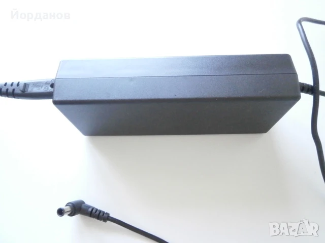 Захранващ адаптер Sony ACDP-120E03, снимка 4 - Захранвания и кутии - 50714532