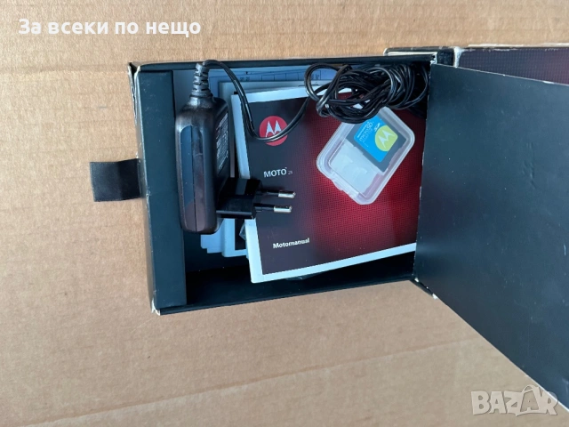 MOTOROLA RIZR Z8 Ferrari Limited EDTITION , ПЪЛЕН КОМПЛЕКТ , MOTOROLA Z8 Ferrari Limited EDTITION, снимка 6 - Motorola - 53924802