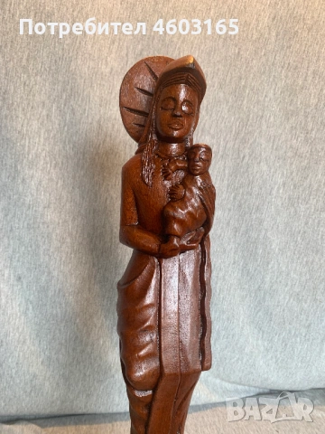 скулптура от резбовано дърво – Дева Мария с младенеца, снимка 2 - Статуетки - 53223435
