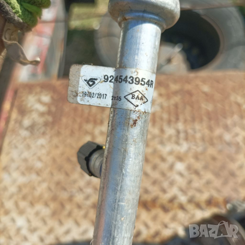 Тръба за климатик / Тръби за климатик Дачия Докер 2017 г 924543954R, снимка 3 - Части - 44528060