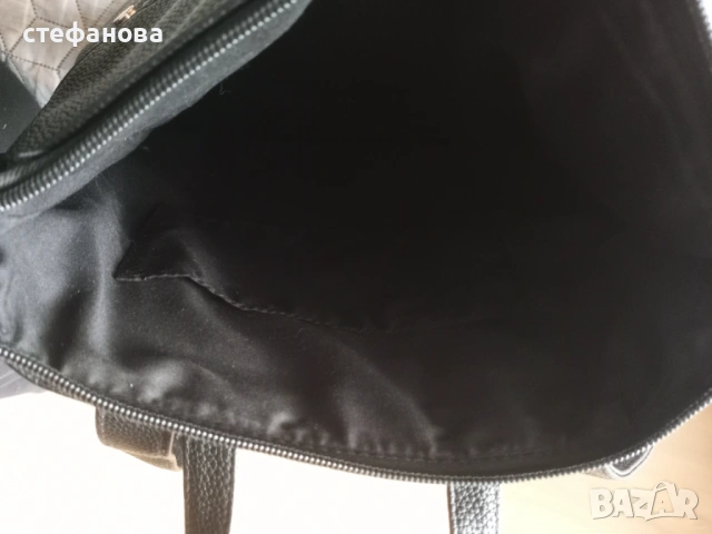 Дамска раница , снимка 2 - Чанти - 53138239