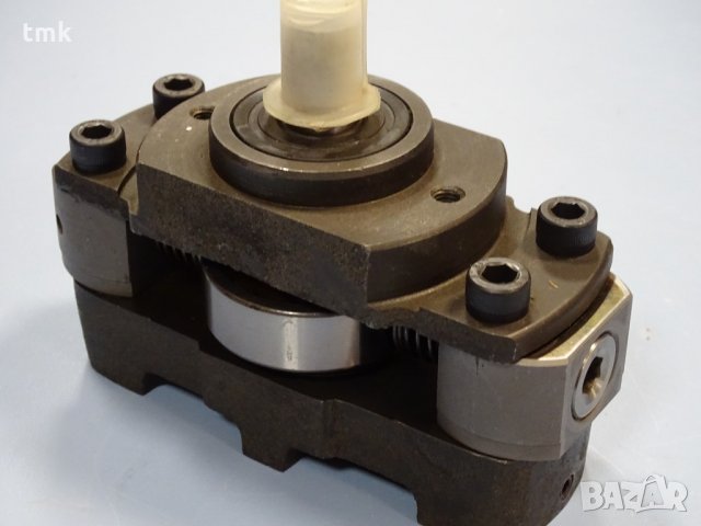 Хидравлична радиално-бутална помпа Polyhydron 1R2E-40 , снимка 10 - Резервни части за машини - 31988656