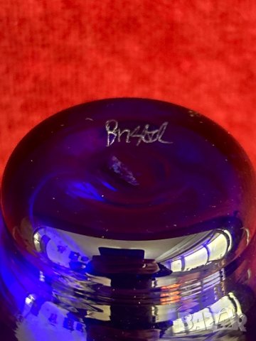 Кристално шише за парфюм с подпис на майстора, снимка 3 - Антикварни и старинни предмети - 44193753