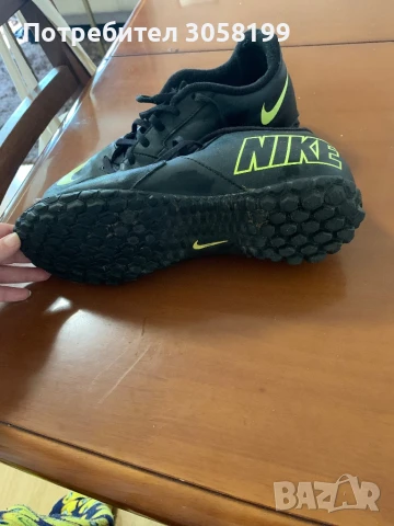 Стоножки за футбол на Nike 41 номер, снимка 3 - Футбол - 50680417