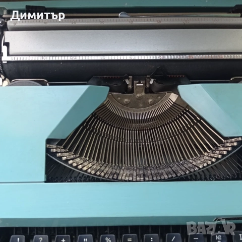 Ретро пишеща машина „Марица 30“ (Кирилица / Omega 30) , снимка 2 - Антикварни и старинни предмети - 55727735