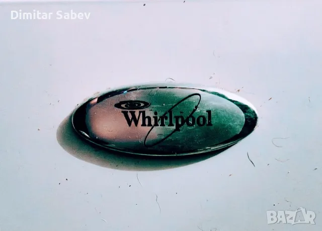 Мини кухня Whirlpool- Хладилник, мивка, котлони и шкаф , снимка 2 - Обзавеждане на кухня - 55852859