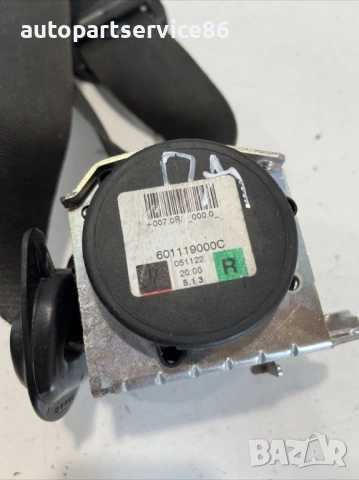 Колан предна дясна седалка за Land Rover Range Rover Sport 4.2 (2007) 601119000C, снимка 2 - Части - 54292535