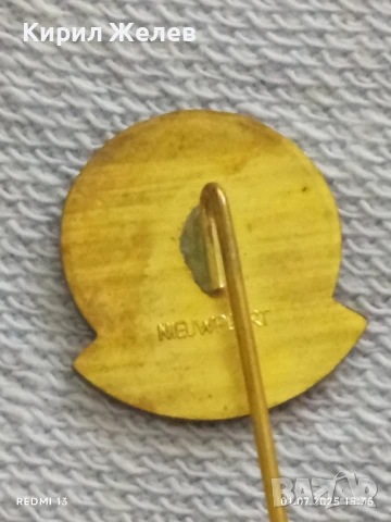 Пет значки стари редки HERVE,MANETTE,JOY за КОЛЕКЦИЯ ДЕКОРАЦИЯ 34960, снимка 5 - Колекции - 50862123