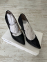 Черни кожени обувки Guess, снимка 1 - Дамски обувки на ток - 44584303