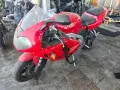 Triumph Daytona 955i на части, снимка 1