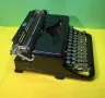 Винтидж пишеща машина Royal Portable  Латиница Модел O 1934 г. Работеща !, снимка 3