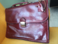 Продавам италианска луксозна бизнес чанта от мека телешка кожа с красива патина, снимка 1 - Чанти - 44920565