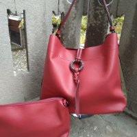 Дамска чанта, комплект с несесер, червена, снимка 1 - Чанти - 30662571