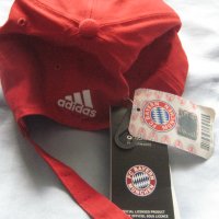 Продавам спортна шапка Официална 2009 Bayern Munich FC, снимка 4 - Шапки - 38931330