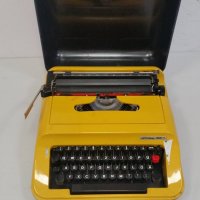 Пишеща машина Privileg 350T, снимка 6 - Антикварни и старинни предмети - 29795146