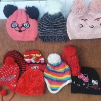 Детски зимни шапки , снимка 1 - Шапки, шалове и ръкавици - 34241341