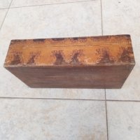 Стара дървена кутия, снимка 4 - Антикварни и старинни предмети - 31539139