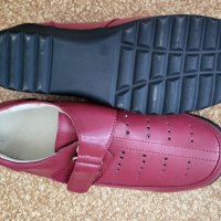 Продавам нови дамски обувки 40 номер Изкуствена кожа  Винено червени , снимка 2 - Дамски ежедневни обувки - 37887943