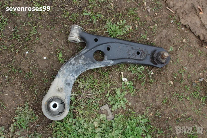 Носач десен Фиат Панда 3 1.3D 2012-2022 Fiat Panda 3 4врати, снимка 1