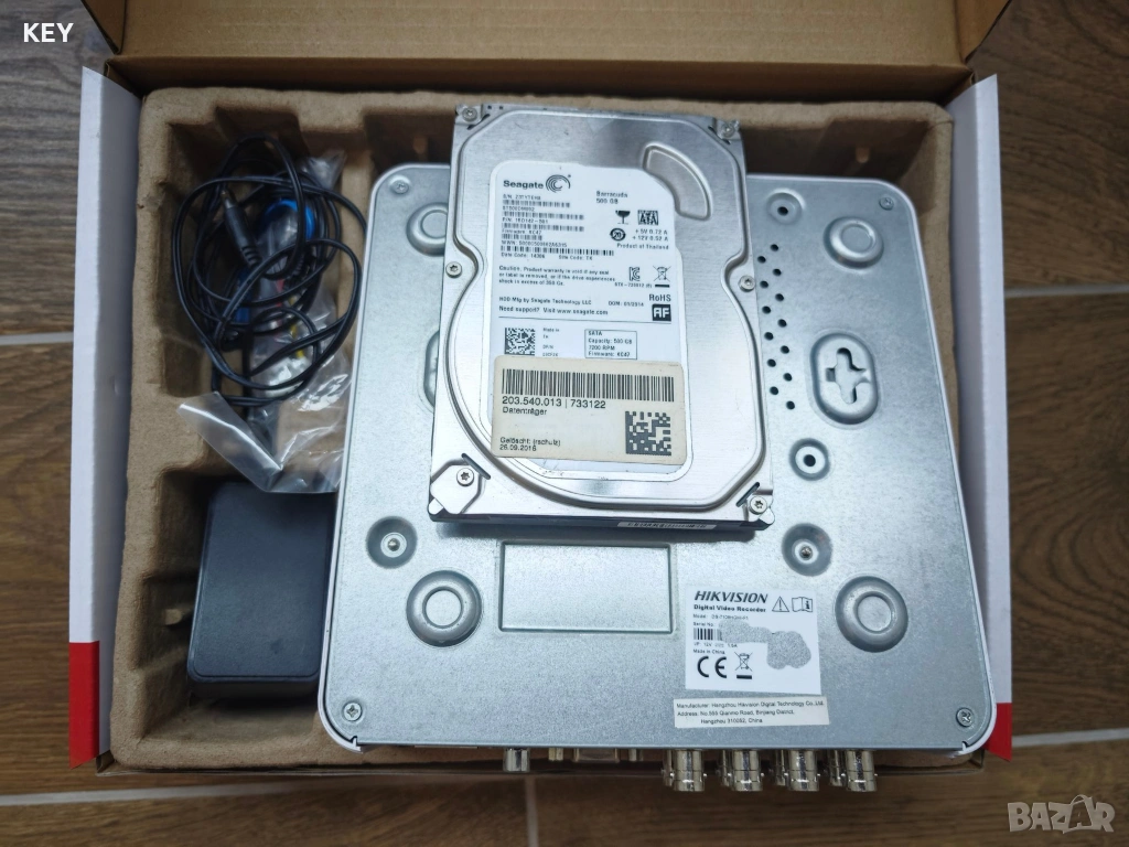 DVR Hikvision 8 канала 500gb HDD 1080p DS-7108HGHI-F1, снимка 1