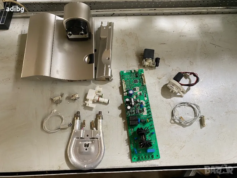 Части за Delonghi Magnifica ESAM 3500 - Платка, Бойлер, Сензор, Соленоид, Кликсони, Врата и Чучур, снимка 1