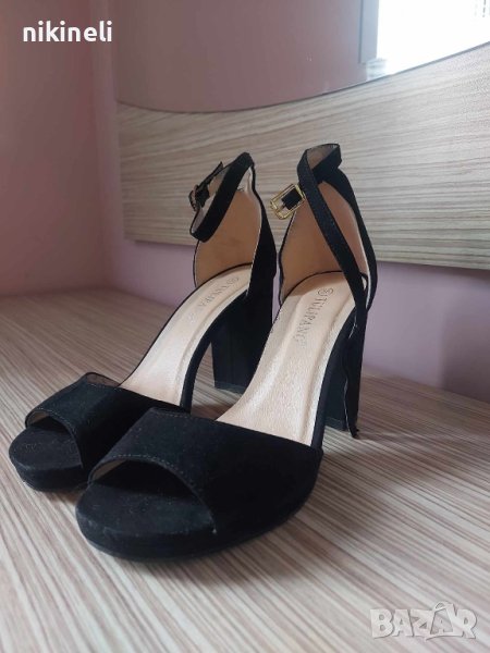 Високи сандали с дебел ток, снимка 1